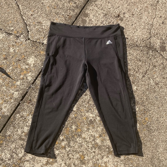 adidas Pants - Adidas Black Cropped Leggings women’s size XL